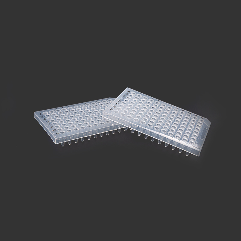 Semi-textus 96-bene PCR Plates